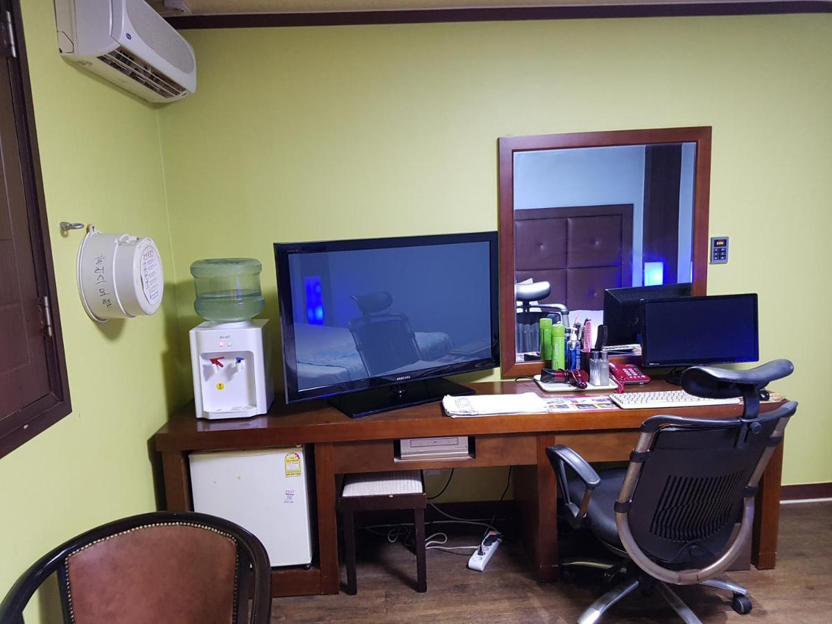 Plus Motel Kvangdzsu Kültér fotó